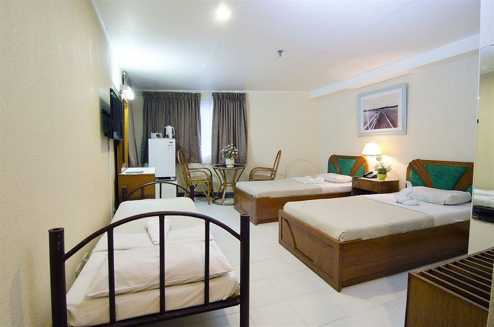 Asia Stars Hotel Таклобан Экстерьер фото